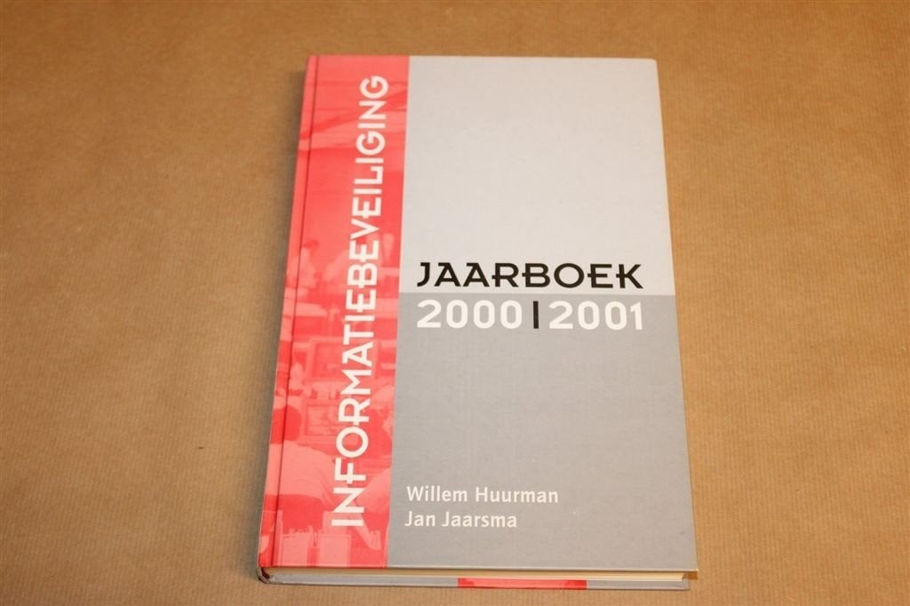 Informatiebeveiliging Jaarboek — ICT 2000/2001, Ophalen of Verzenden, Zo goed als nieuw, Internet of Webdesign