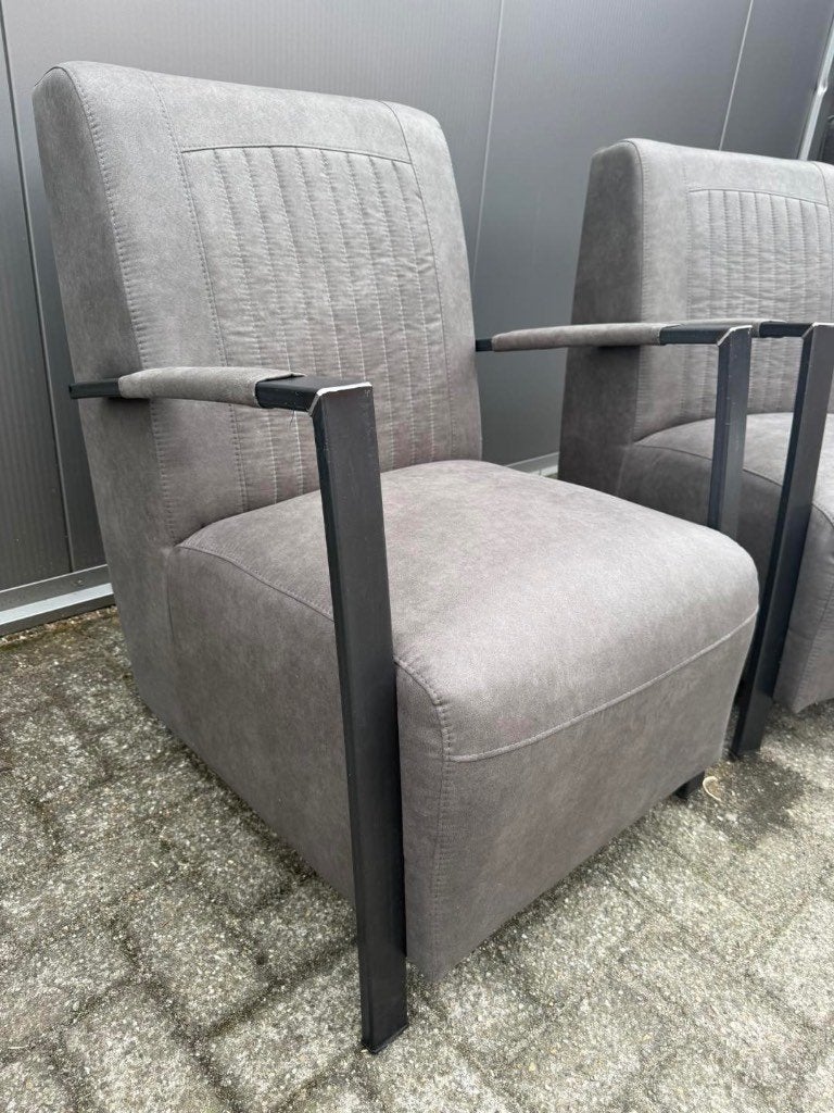 2 Stoere Fauteuils Vara, Ophalen, Stephensonstraat 72 Hoogeveen, Nieuw, 75 tot 100 cm