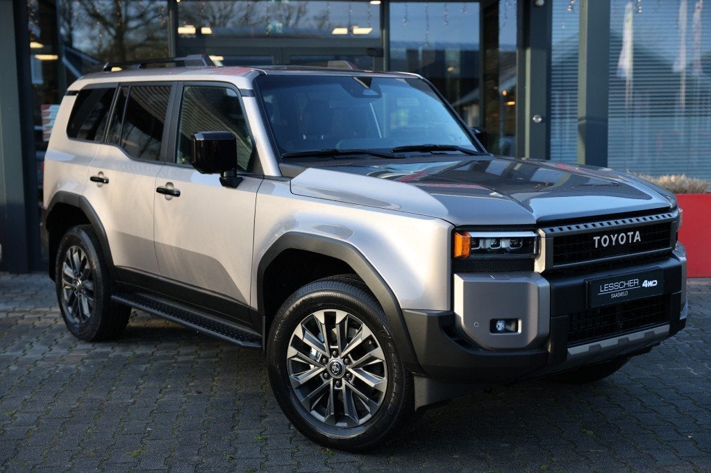 Toyota LANDCRUISER 250 2.8 D-4D 5DRS  PROFESSIONAL PANO DAK, Automaat, Huisgarantie, Met garantie (alle), Beige