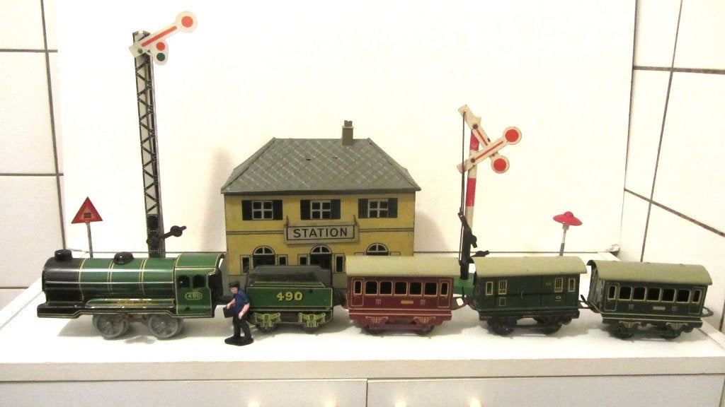 Meccano trein - KBN  Station en , oa seinpalen, Antiek en Kunst, Ophalen of Verzenden