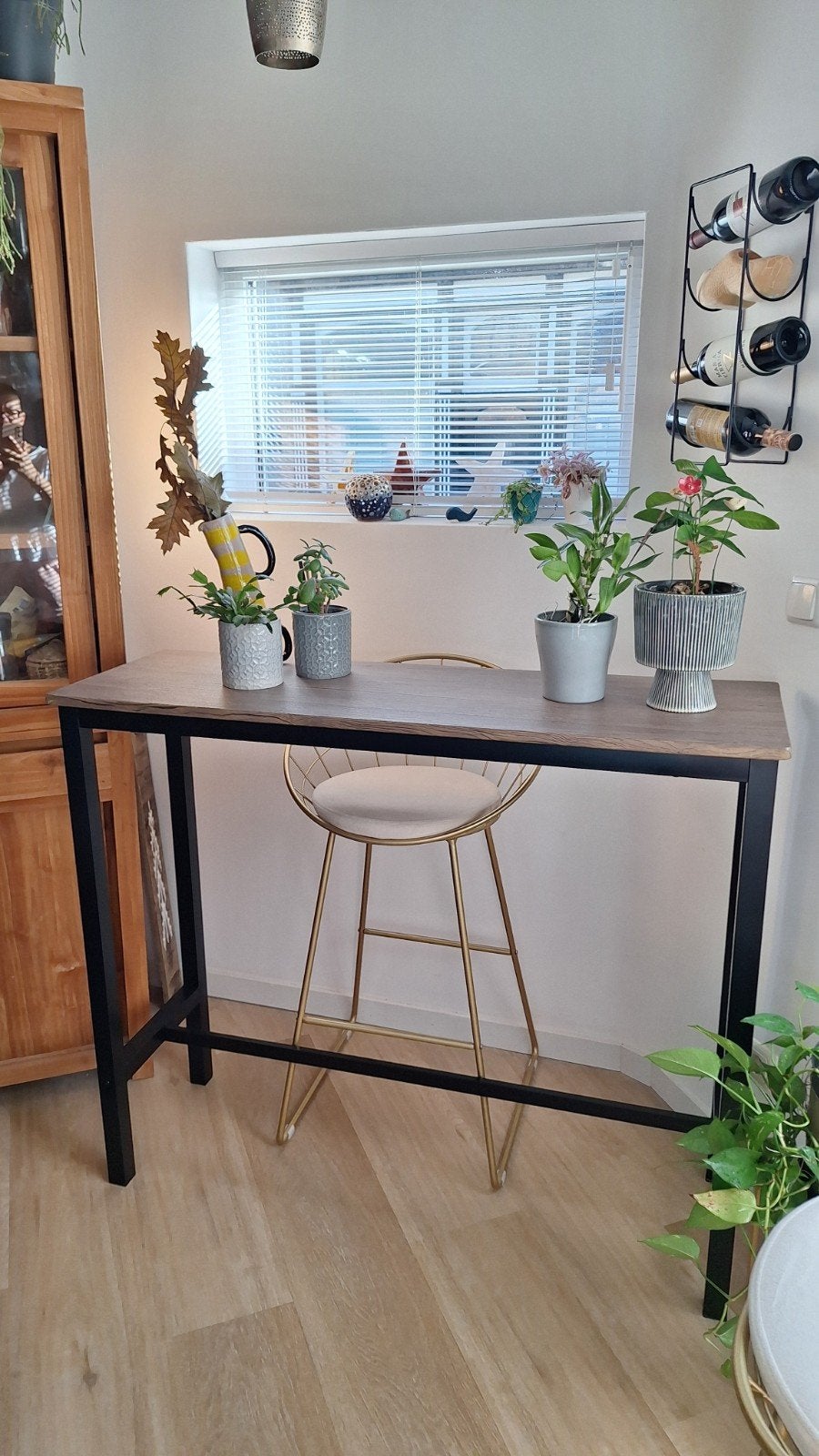 Stijlvolle bartafel met metalen frame, Ophalen, Gebruikt