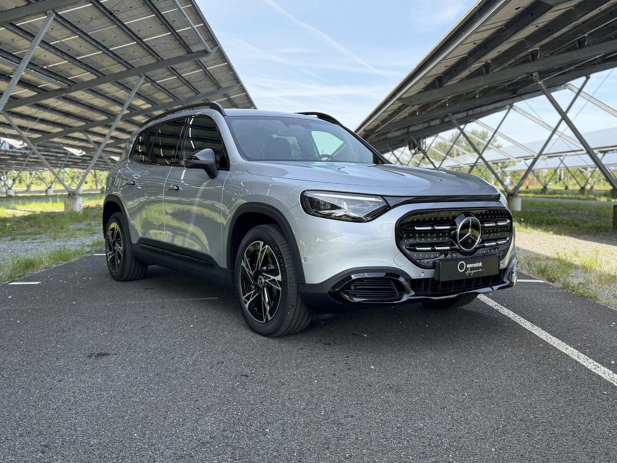 Mercedes-Benz GLB 250+ Business Solution Luxury 7p. 85.5 kWh, Achterwielaandrijving, Zwart, 626 km, 7 stoelen