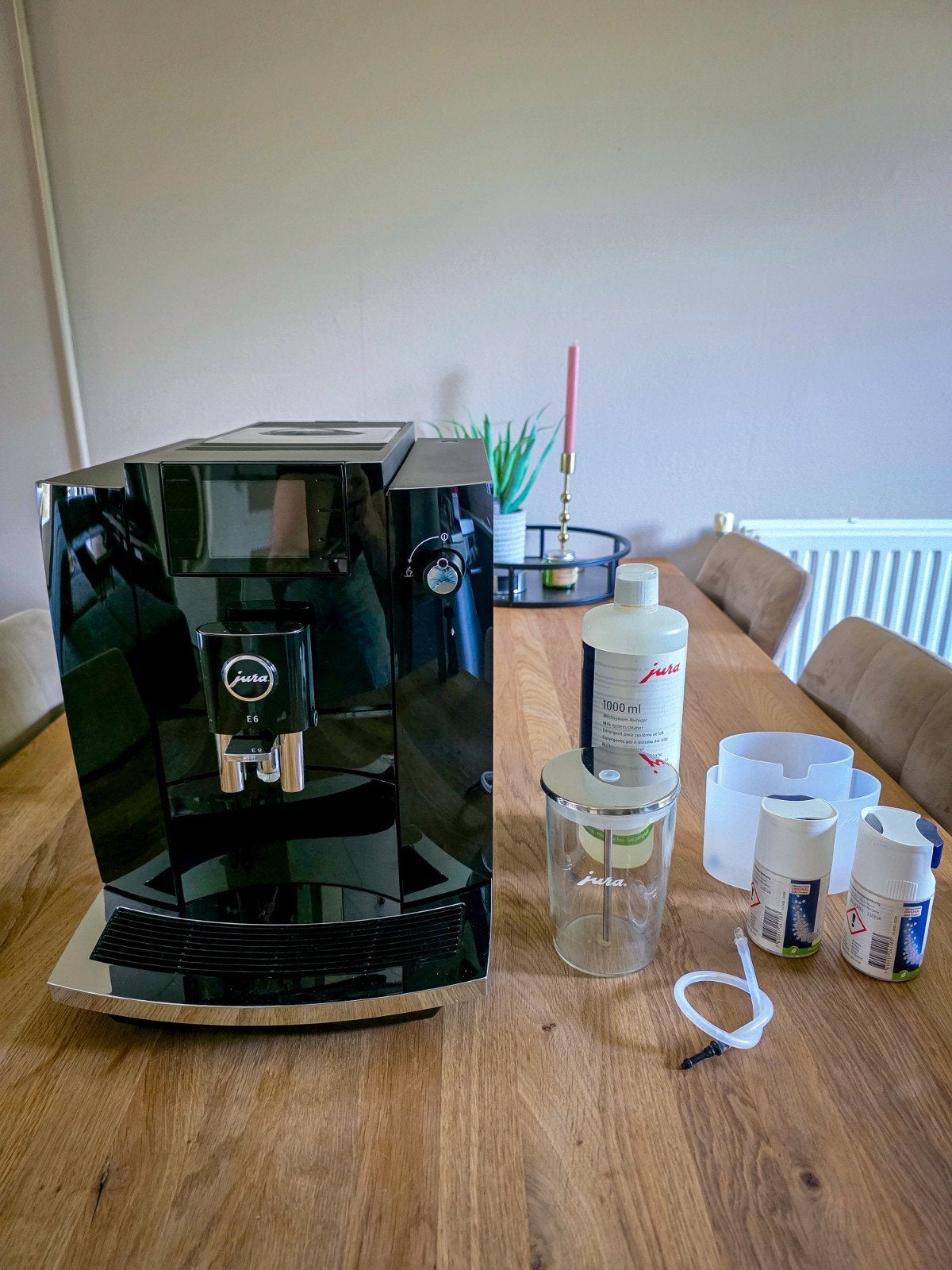 JURA E6 EC | nieuwste generatie 2025! | bon + garantie!!, Ophalen, 10 kopjes of meer, Koffiemachine, Koffiebonen