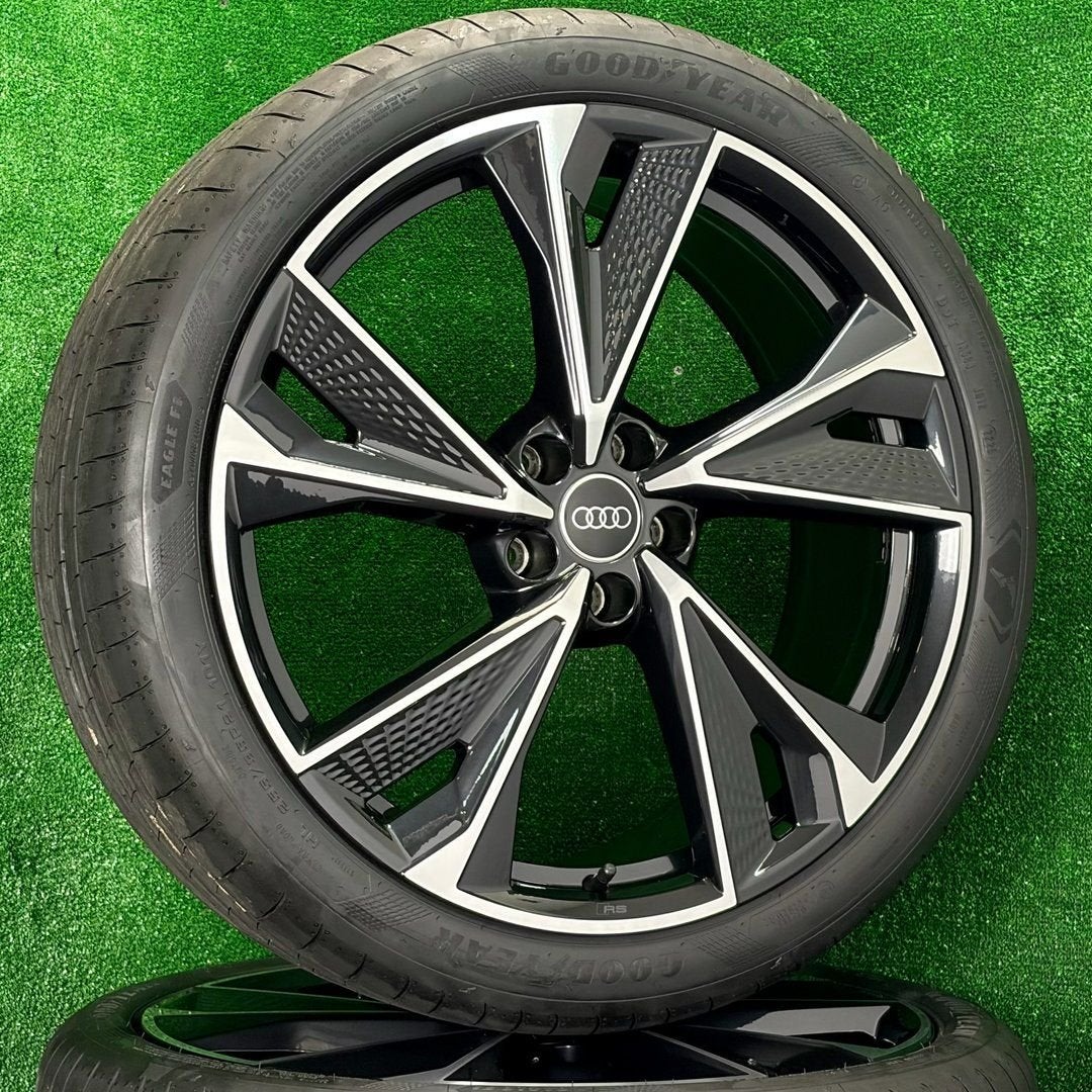 Originele 21 inch Audi RS velgen met banden A6 S6 C8 C9 4K, Gebruikt, 255 mm, -, -