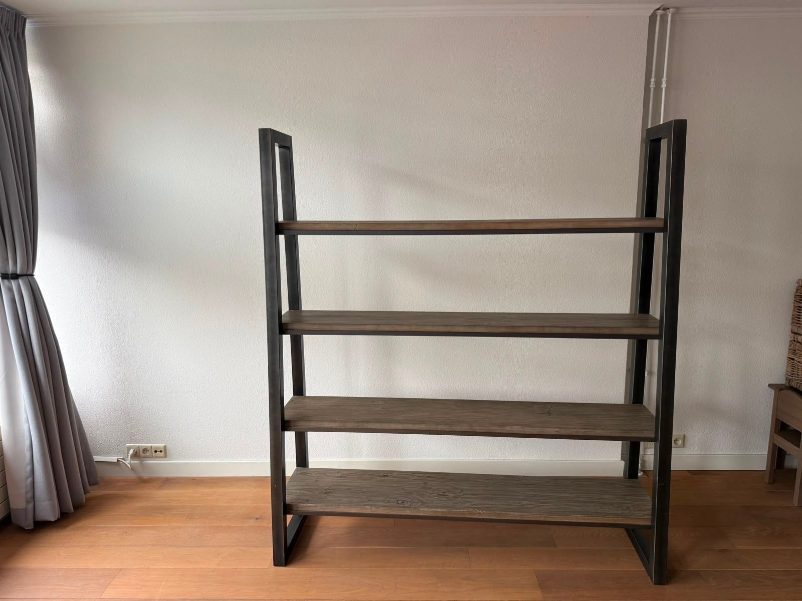 Industriële Boekenkast/Open Kast met 4 Planken, Ophalen, Met plank(en), Gebruikt, 100 tot 150 cm
