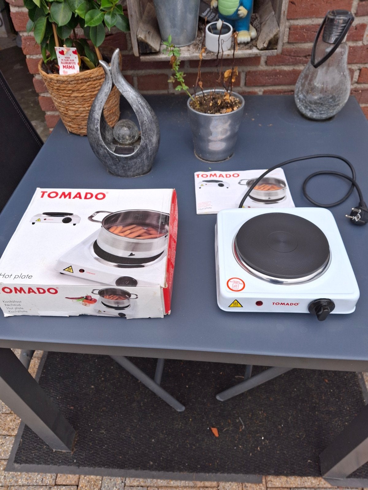 TOMADO Kookplaat / Warmhoudplaat - Compact en Handig, Witgoed en Apparatuur, Kookplaten, 3 kookzones of minder, Ophalen of Verzenden