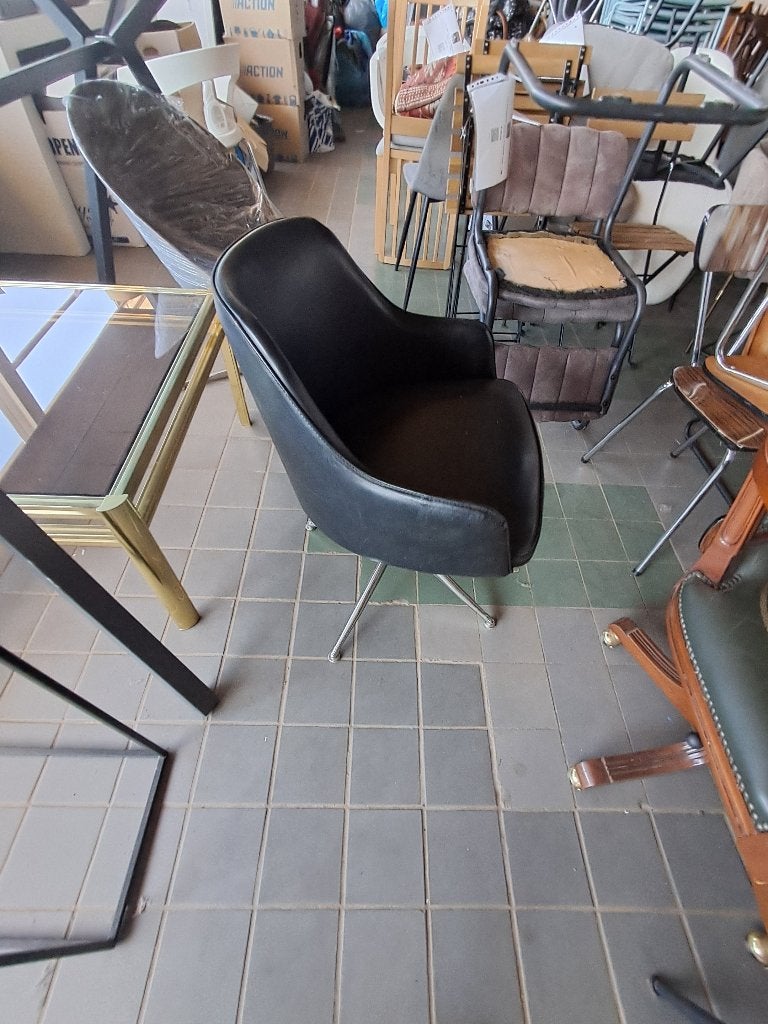 Vintage draaifauteuil zwart skai chromen kruisvoet  CS27332, Huis en Inrichting, Ophalen, Gebruikt, Minder dan 75 cm, Vintage