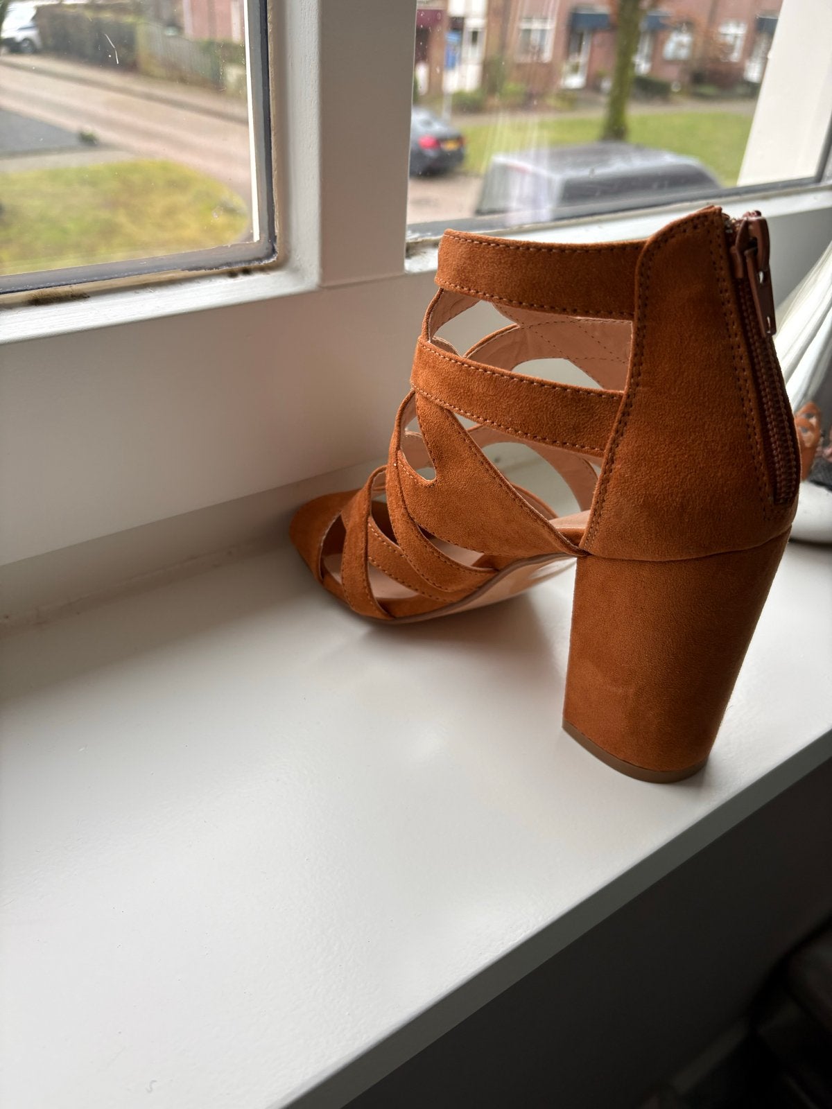 Sacha Essentials Sandalen met hak - Bruin, Ophalen of Verzenden, Zo goed als nieuw, Bruin, Sandalen of Muiltjes