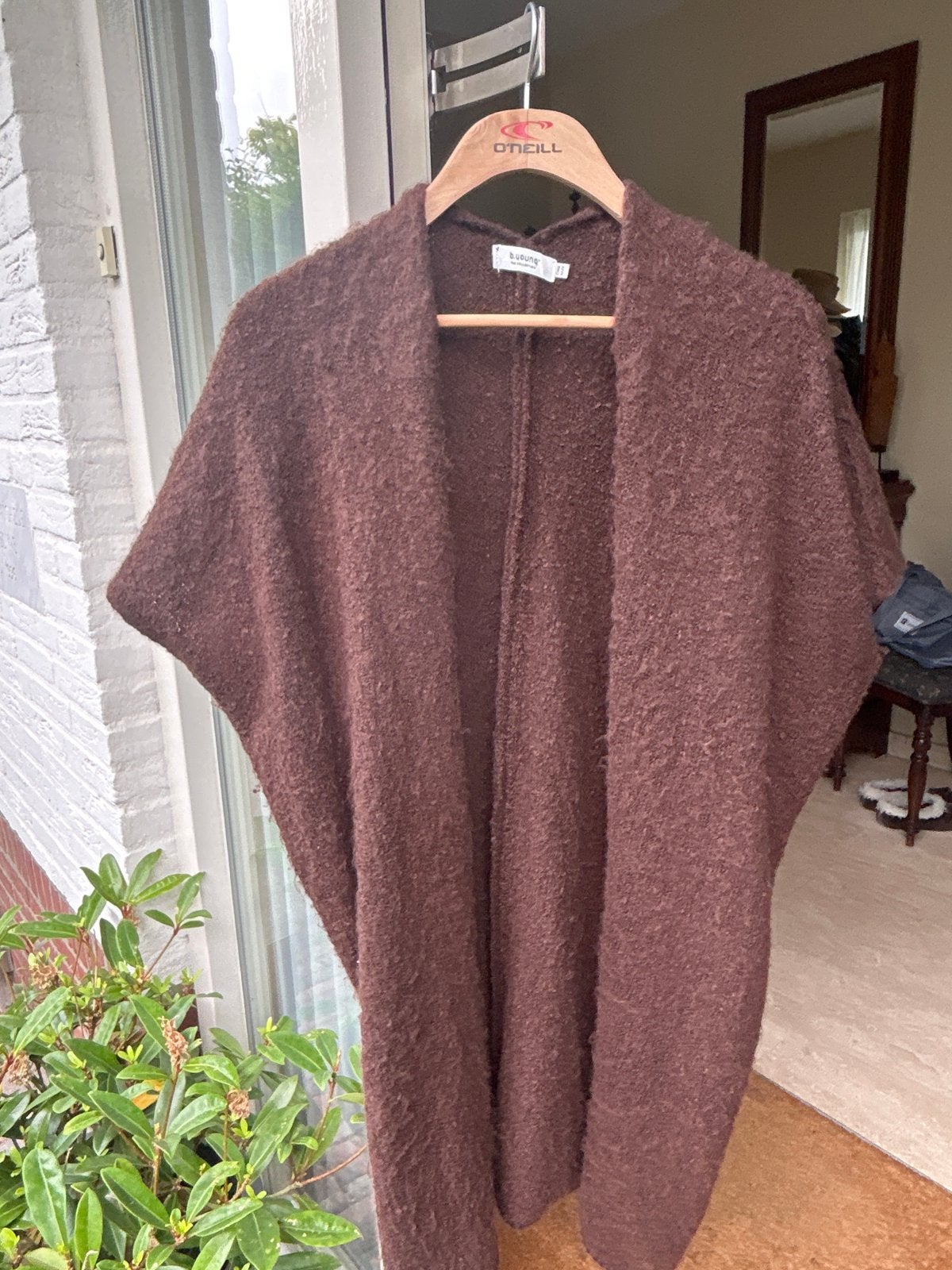 Donkerbruin vest met korte mouwen - One Size, Ophalen of Verzenden, Zo goed als nieuw, Maat 38/40 (M), Bruin