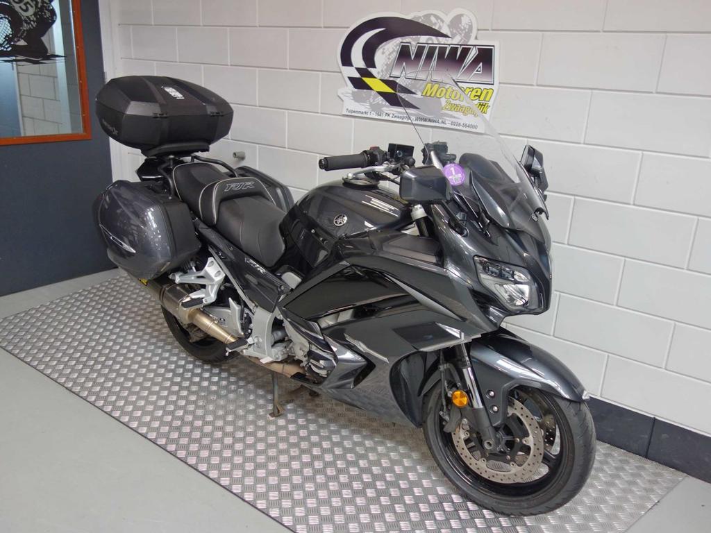 YAMAHA FJR 1300, 4 cilinders, Motorrijbewijs A, Bedrijf, Onbekend