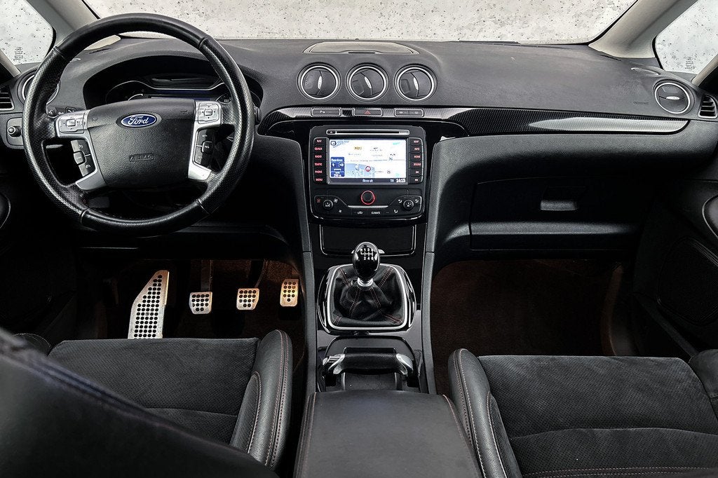 Ford S-Max 2.0 EcoBoost S Edition | 7 persoons | Panoramadak, Voorwielaandrijving, Euro 5, 1976 cc, Gebruikt
