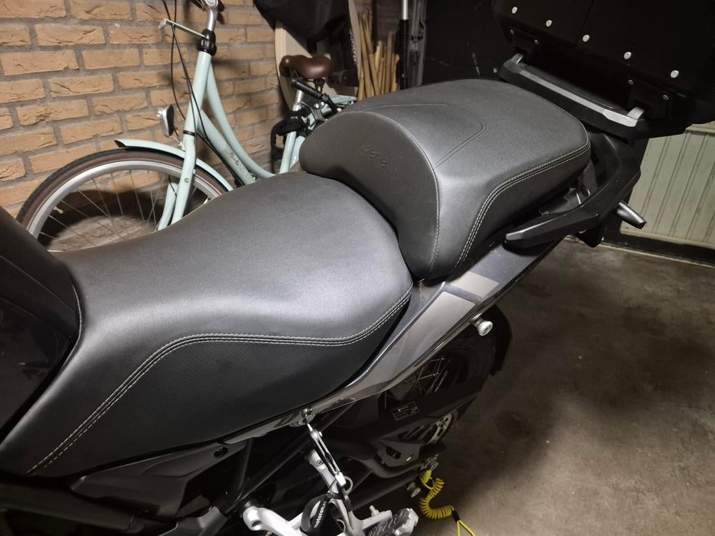 Benelli TRK 502 / 502X Duo Zadel - Comfortabel en Origineel, Motoren, Onderdelen | Overige, Ophalen of Verzenden