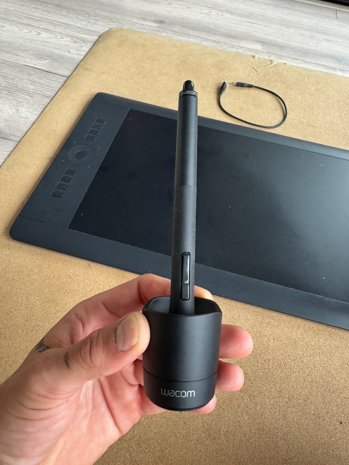 Wacom Intuis PRO pen tablet Large, Ophalen of Verzenden, Multi-touch, Gebruikt, Draadloos