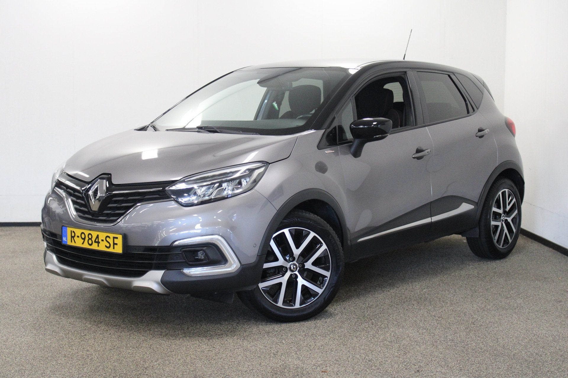 Renault Captur 0.9 TCe Red Edition (bj 2019), Auto's, Voorwielaandrijving, 898 cc, Gebruikt, Euro 6