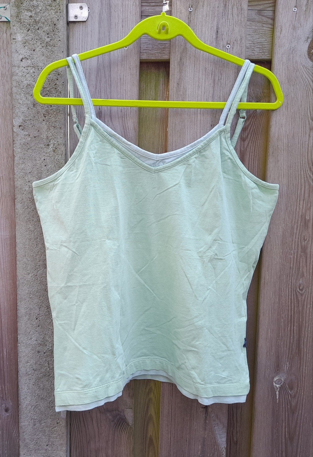 Groene top lijkt dubbel laags, Maat 42/44 (L), Ophalen of Verzenden, Onbekend, Zonder mouw