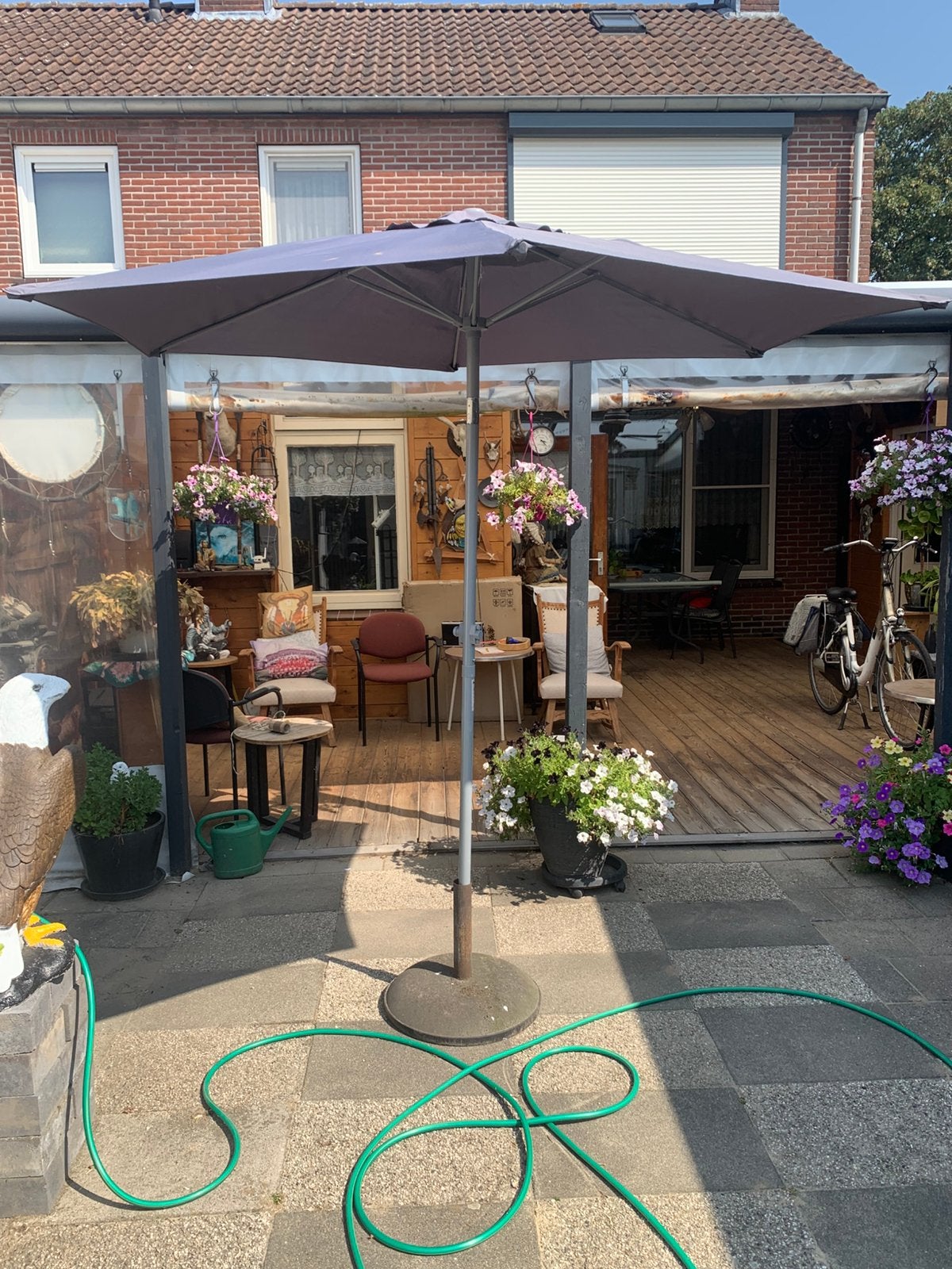Zgan parasol 2 m doorsnee opdraai baar, Tuin en Terras, Ophalen, Zo goed als nieuw