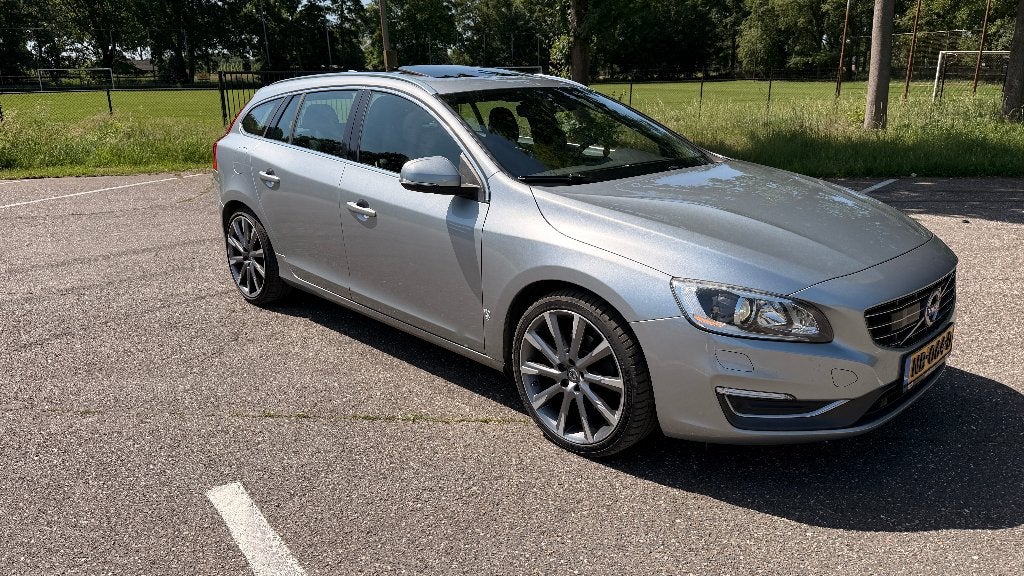 Volvo V60 2014 2.0 T5 5-cilinder standkachel bi-fuel, 1512 kg, 1800 kg, 1984 cc, Particulier