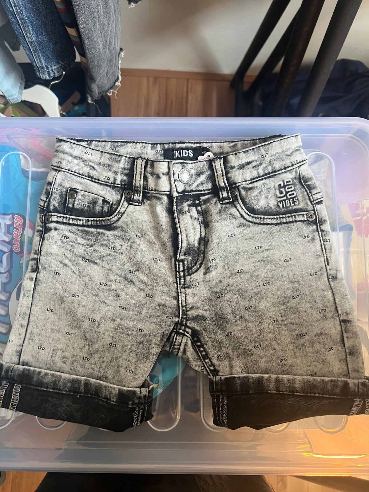 Korte broek 110, Kinderen en Baby's, Kinderkleding | Maat 110, Ophalen of Verzenden, Gebruikt, Jongen, Broek