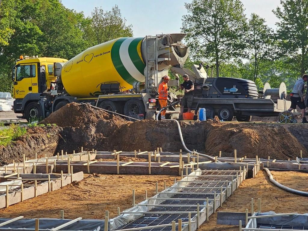 Putzmeister P715 Betonpomp op tandemasser aanhanger, Ophalen of Verzenden