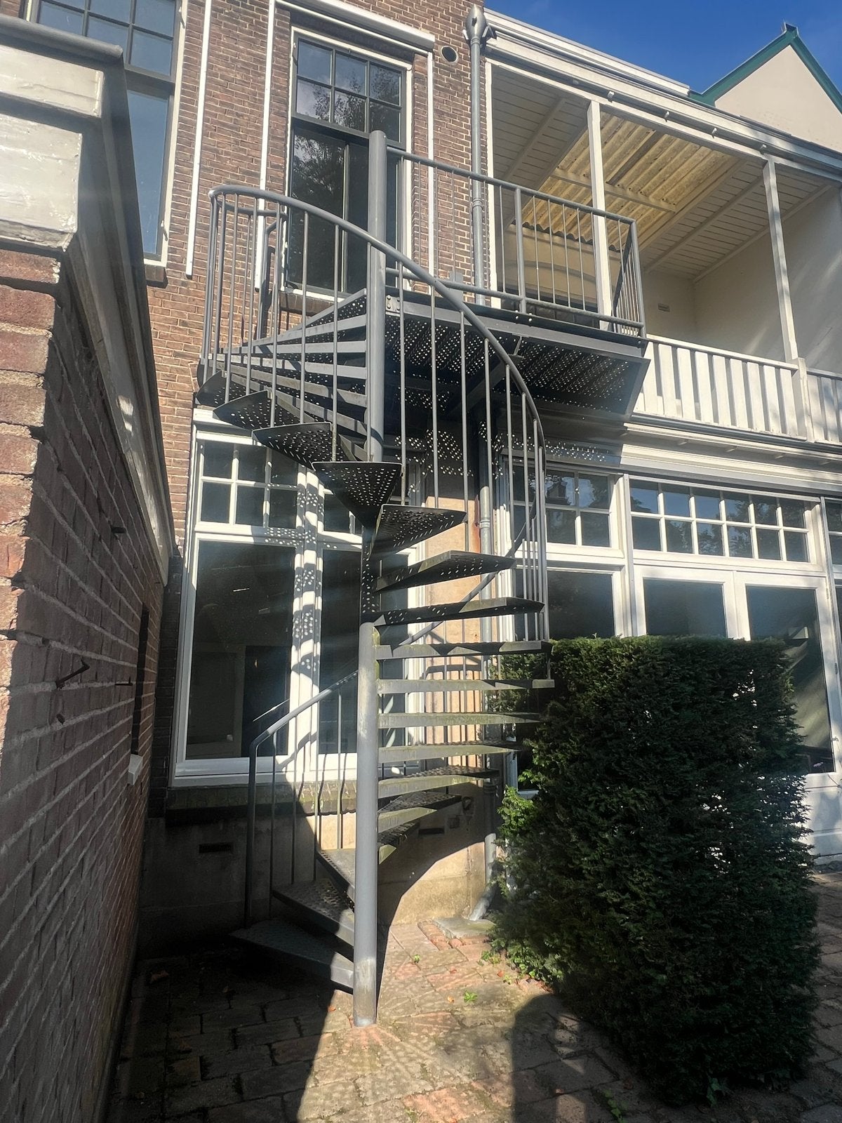 Wenteltrap - Robuuste metalen buitentrap (4 meter hoog), Ophalen, Gebruikt, Trap, 4 meter of meer