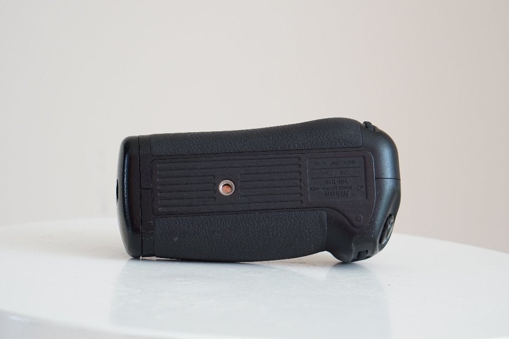 Originele Nikon MB-D10 Grip (incl. AA-slede met batterijen), Nikon, Ophalen of Verzenden, Zo goed als nieuw, Nikon