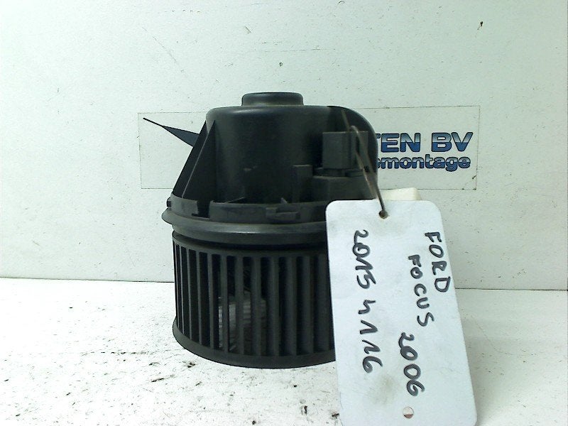 Kachel Ventilatormotor Ford Focus 2 2006 3M5H18456EC, Gebruikt, Henry-Ford-Straße  1, Köln 50735, , Duitsland, Ford-Werke GmbH