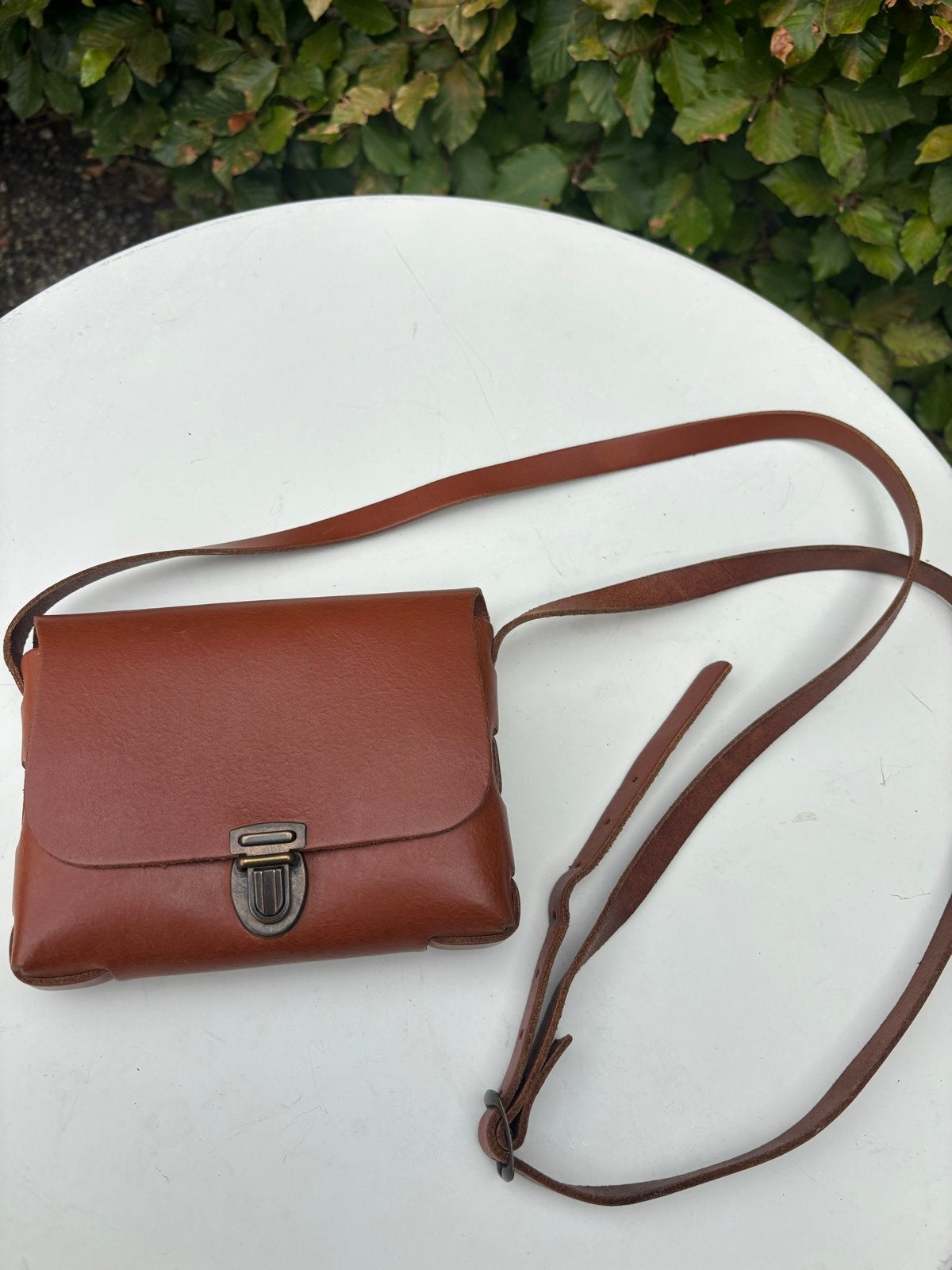 Elvy Janis Leren Crossbody Schoudertasje - Glad Leer, Ophalen of Verzenden, Gebruikt, Bruin, Schoudertasje