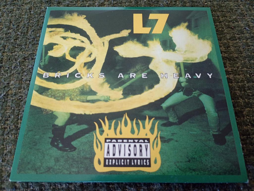 CD L7 - Bricks Are Heavy, Verzenden, Zo goed als nieuw, Poprock