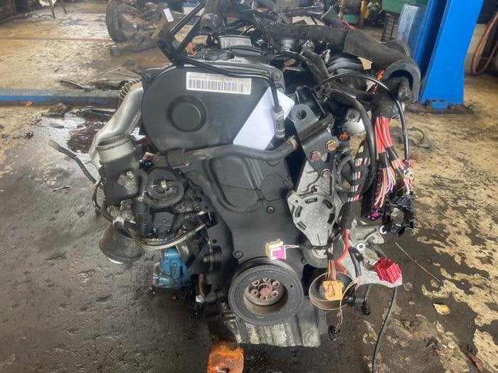 Motor van een Audi A6, Gebruikt, -, Verzenden, -
