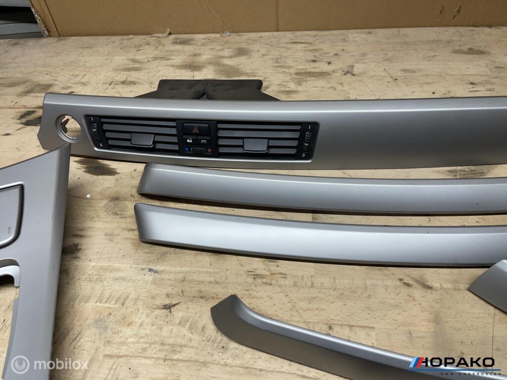 Interieurlijsten set BMW 3 serie E90 E91 E92 E93 grijs, Auto-onderdelen, Interieur en Bekleding, Gebruikt, Einsteinlaan 5 rijswijk