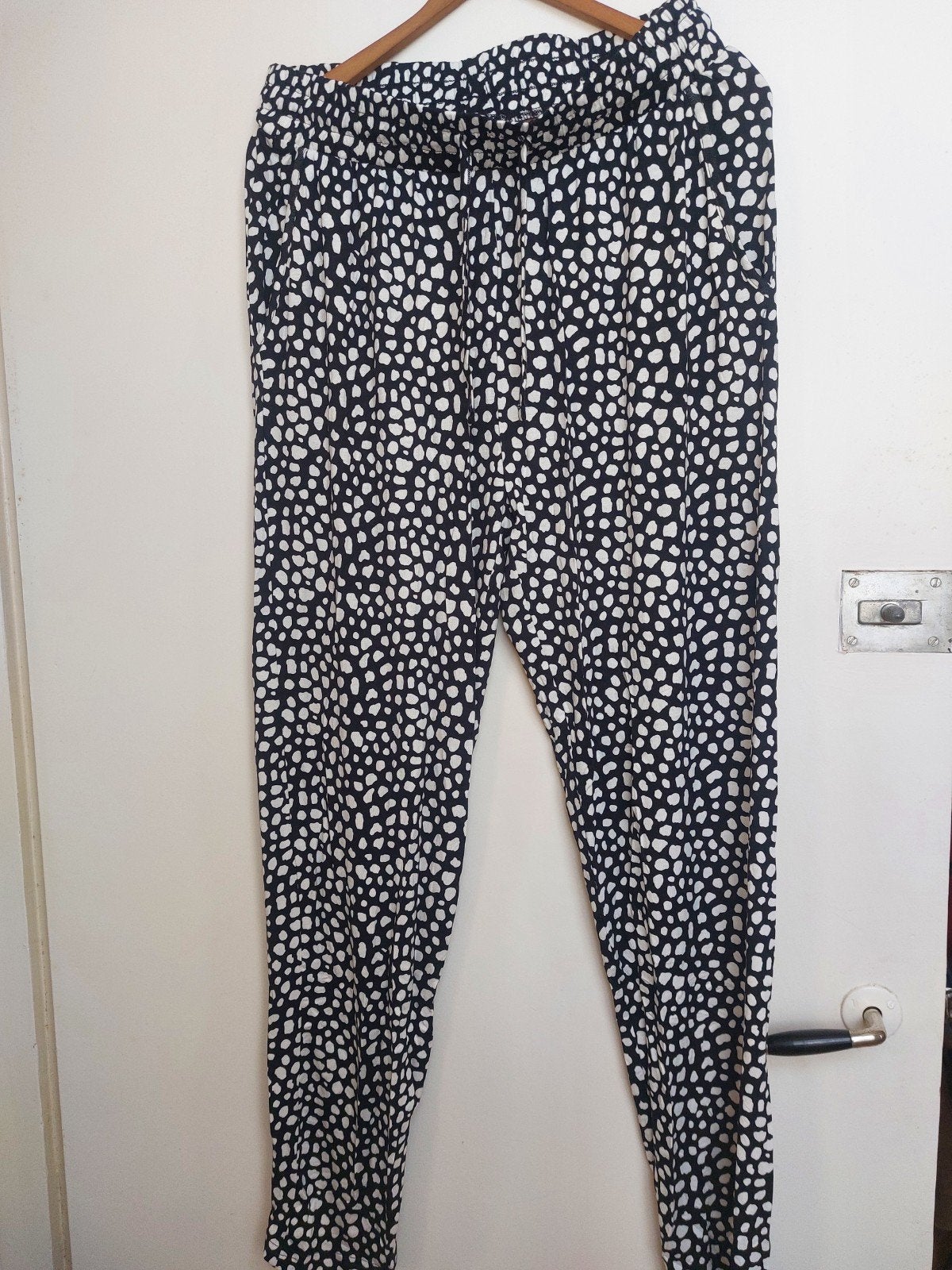 Zomerbroek, maat L, Kleding | Dames, Broeken en Pantalons, Ophalen of Verzenden, Zo goed als nieuw, Maat 38/40 (M), Lang