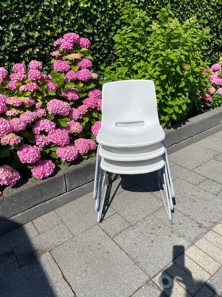 Eetkamerstoelen wit, Ophalen, Kunststof, Gebruikt, Wit