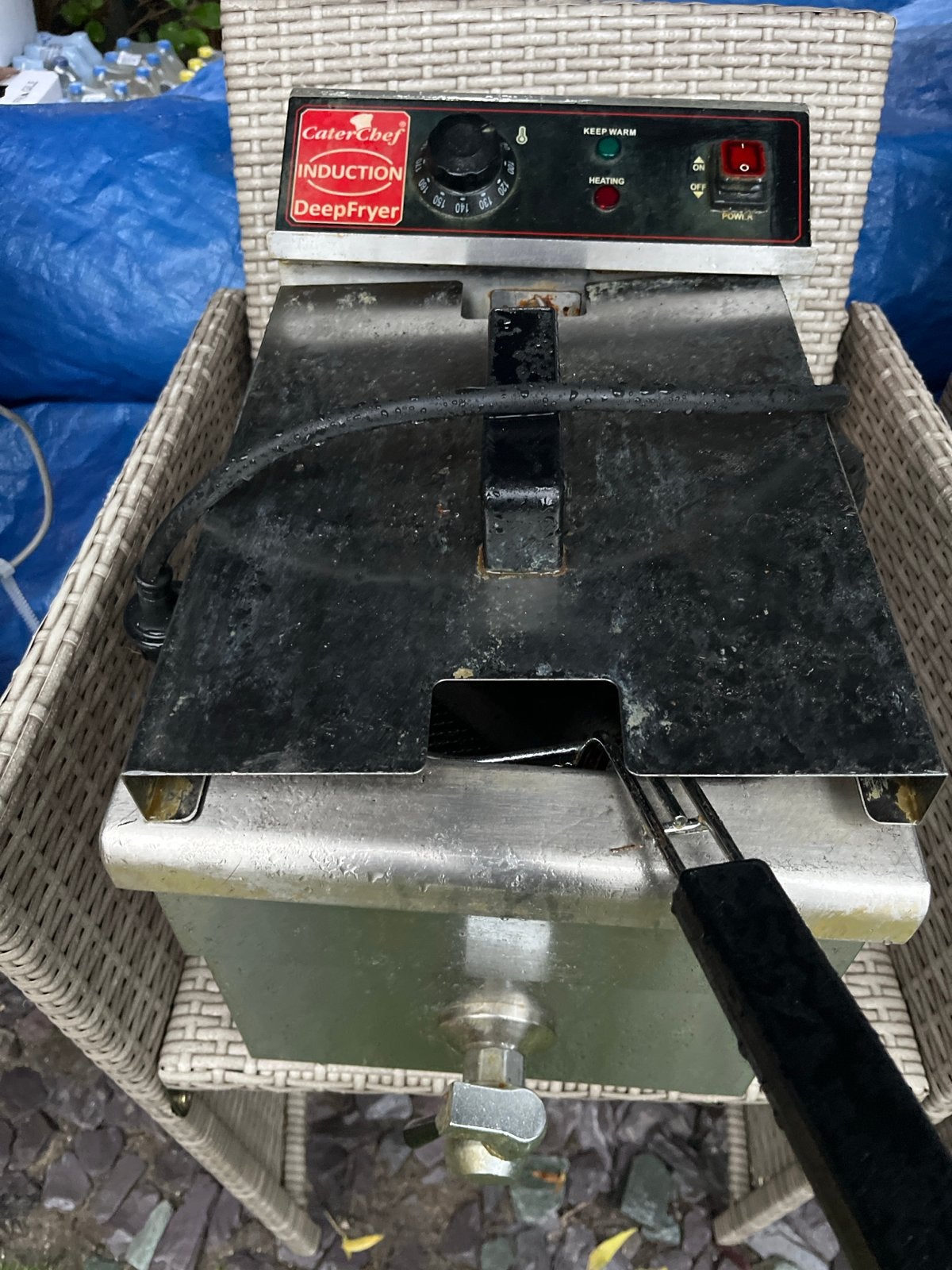 Caterchef Inductie Friteuse met Aftapkraan, 4 liter of meer, Ophalen, Gebruikt, Uitneembare binnenpan