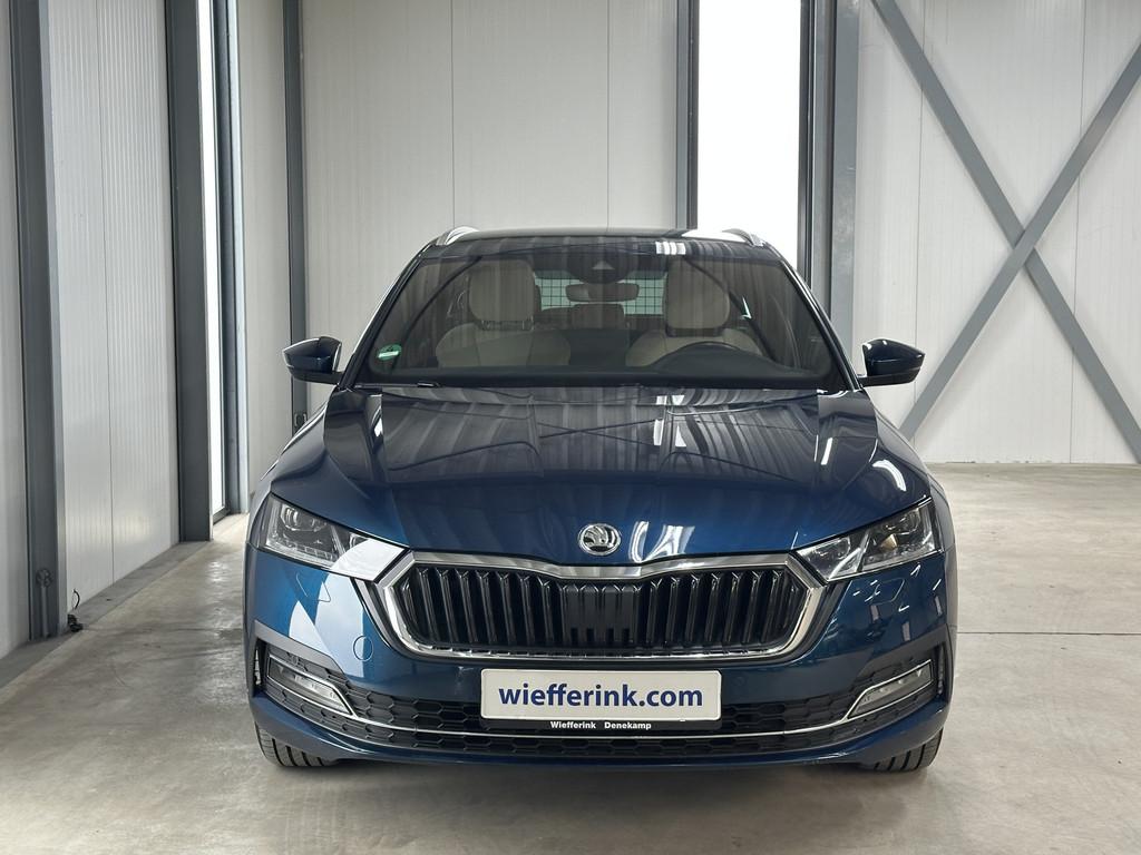 Skoda Octavia Combi 1.5 e-TSI Business Edition Plus | Led |, Auto's, Skoda, 12 maanden, 4 cilinders, Leder en Stof, 690 kg