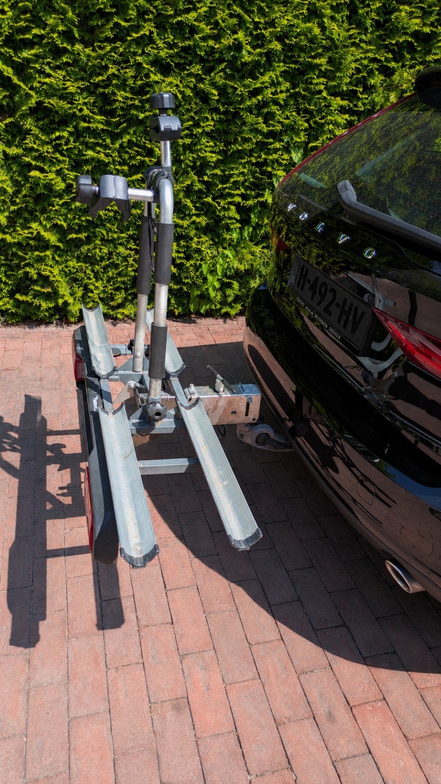 Nog een nette fietsen drager te koop, twinny load e-BASE, Ophalen, 2 fietsen, Gebruikt, Trekhaakdrager