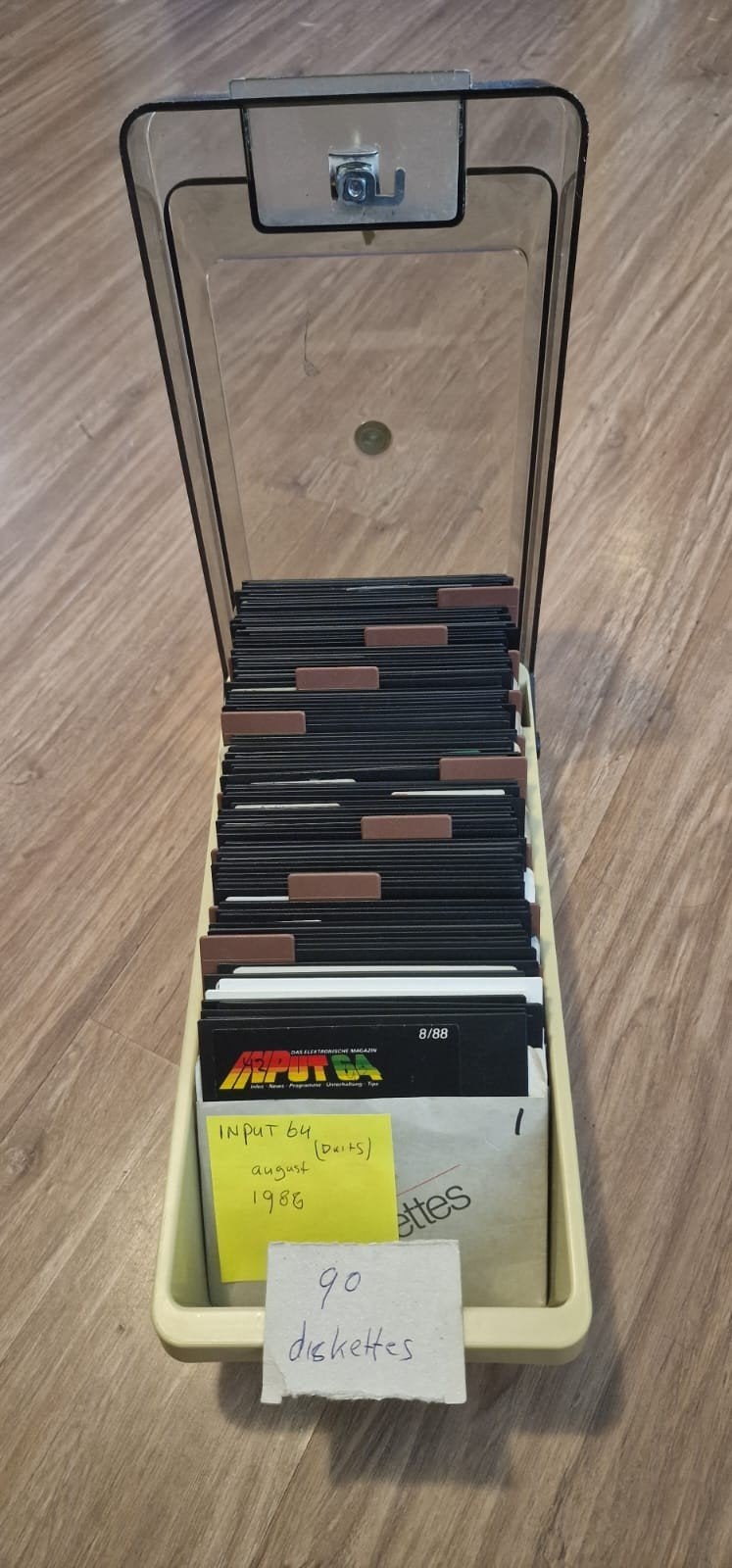 90 Commodore 64 diskettes vol met software games, Computers en Software, Vintage Computers, Ophalen of Verzenden, Commodore C 64