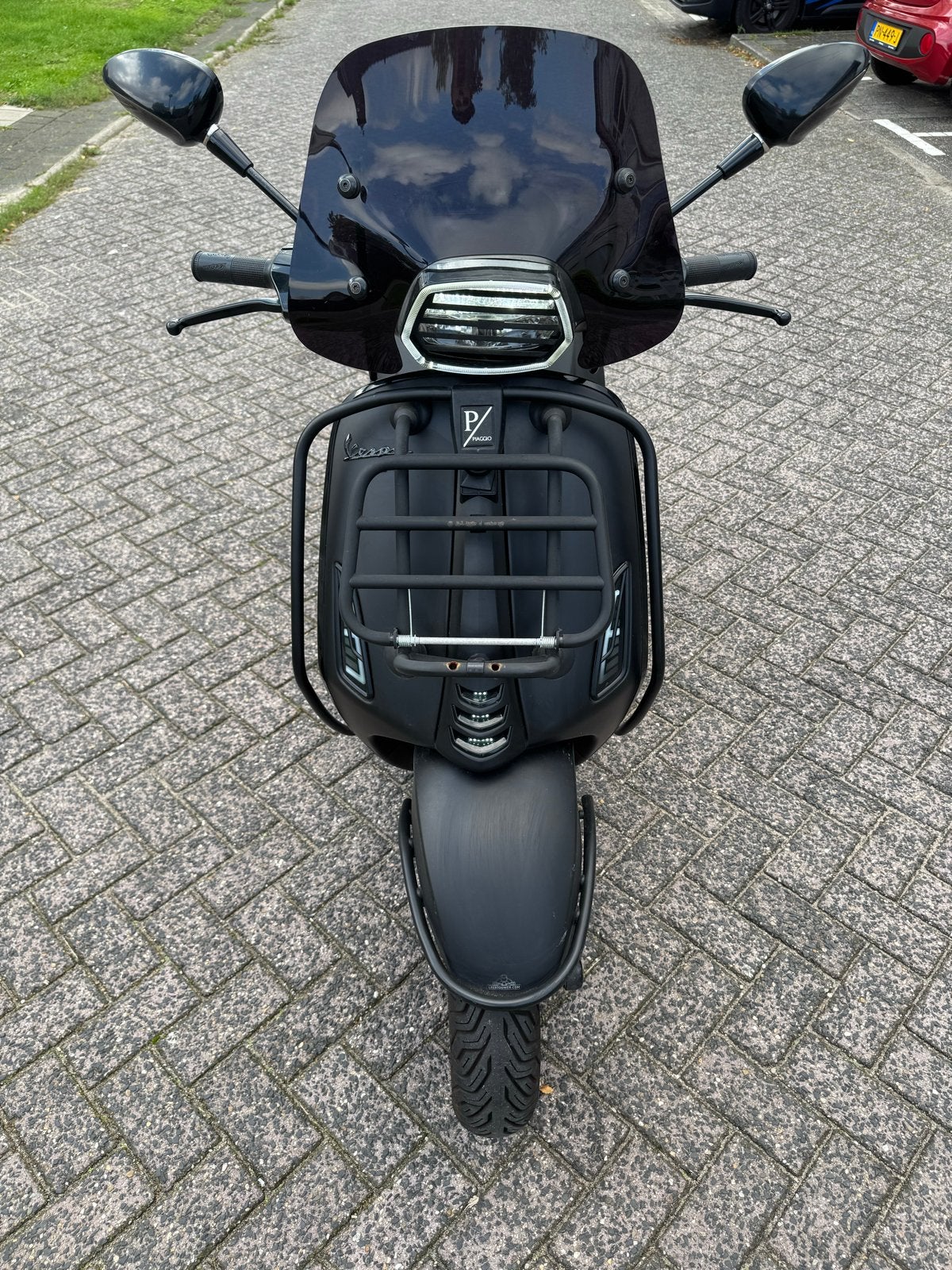 Vespa Sprint 2020 Mat Zwart, Ophalen, Zo goed als nieuw, Benzine, Maximaal 25 km/u