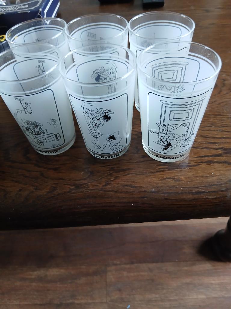 Bolletje glazen met afbeeldingen, Ophalen of Verzenden