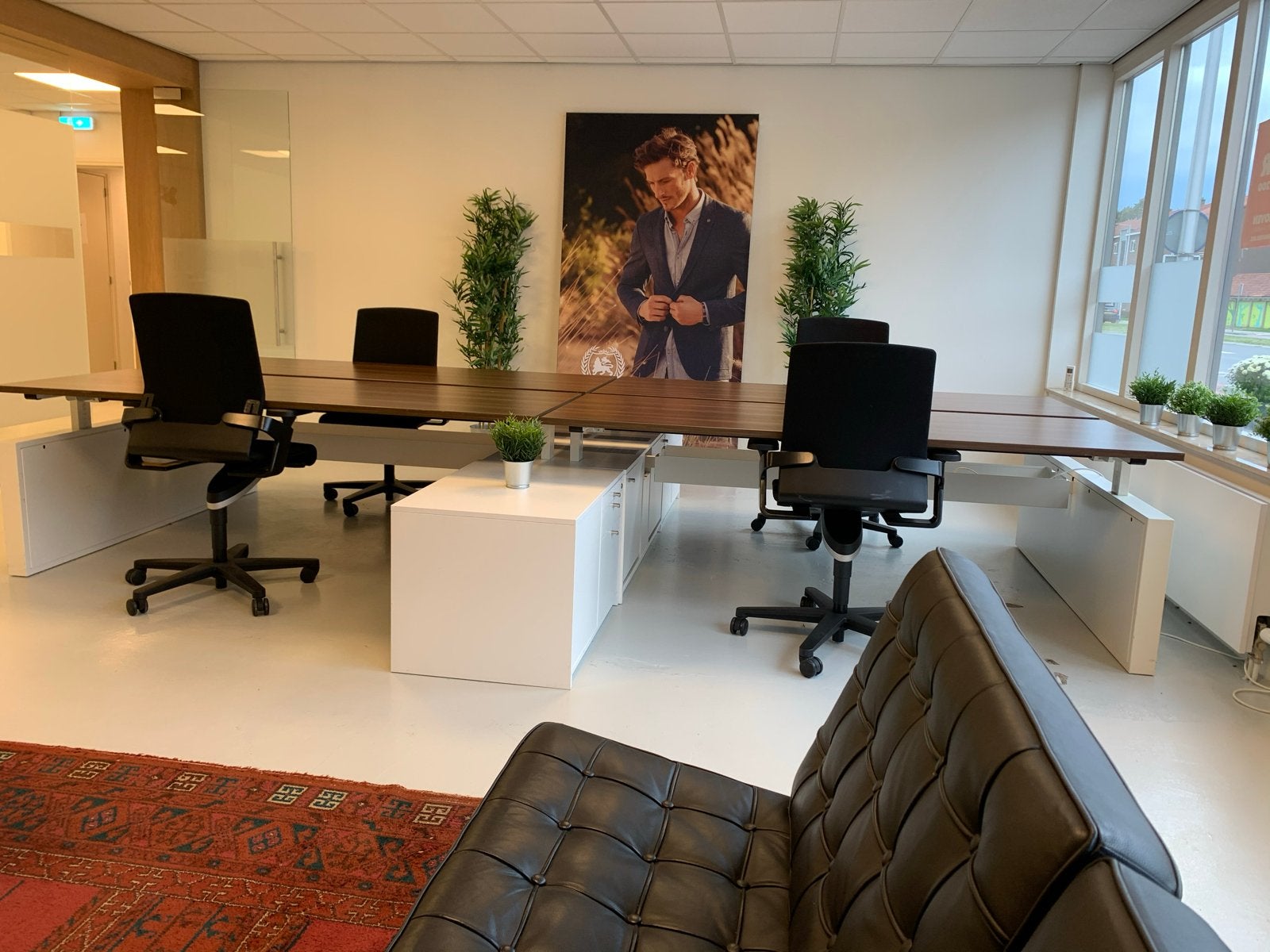 4 werkplekken bureaucombinatie - Modern en Functioneel, Ophalen, Opbergruimte, Gebruikt, 500 cm