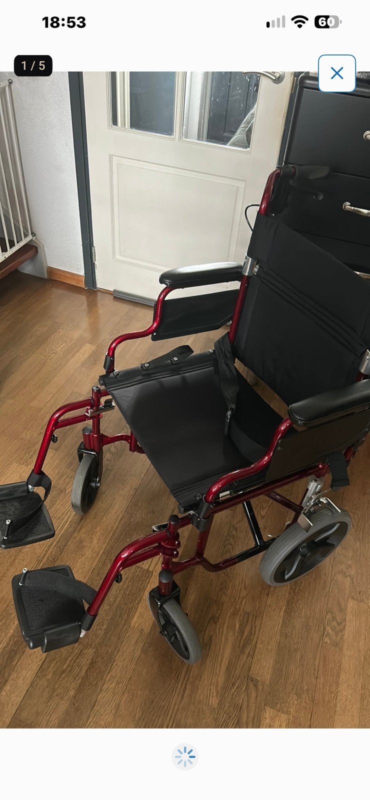 Tomtar lichtgewicht inklapbaar rolstoel rood zwart zgan, Ophalen, Inklapbaar, Zo goed als nieuw, Handbewogen rolstoel