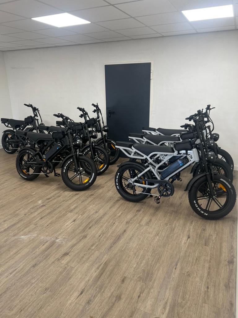 Fatbike V20 Pro + Nieuw met Accessoires | Factuur Garantie, Fietsen en Brommers, Elektrische fietsen, Nieuw, Overige merken, 59 cm of meer
