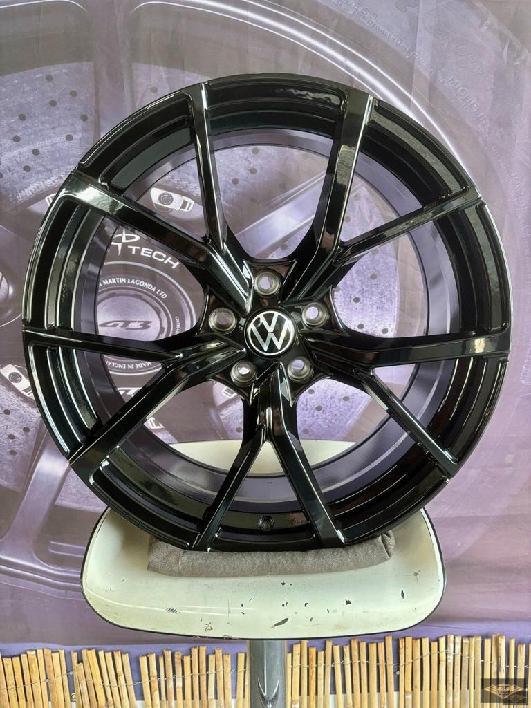 18 inch5x100 VW Polo Estoril Look Velgen Nieuw, 18 inch, Velg(en), -, -