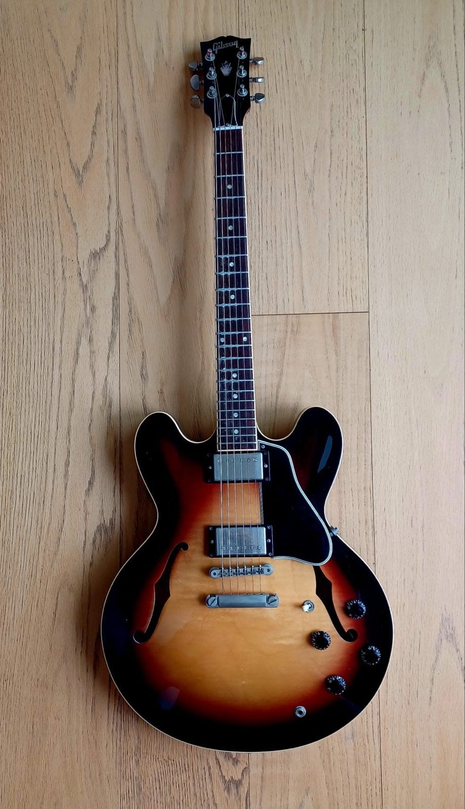 Gibson ES-335 Dot (2005) Tri-Burst Finish, Muziek en Instrumenten, Ophalen of Verzenden, Zo goed als nieuw, Semi-solid body, Gibson