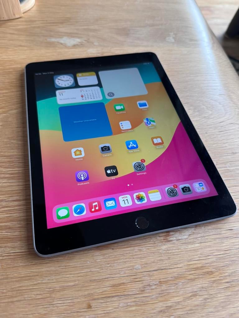 iPad 6 128gb wifi + cellular - grijs, Computers en Software, Apple iPads, 10 inch, Apple iPad, 1 park way apple, Ophalen of Verzenden