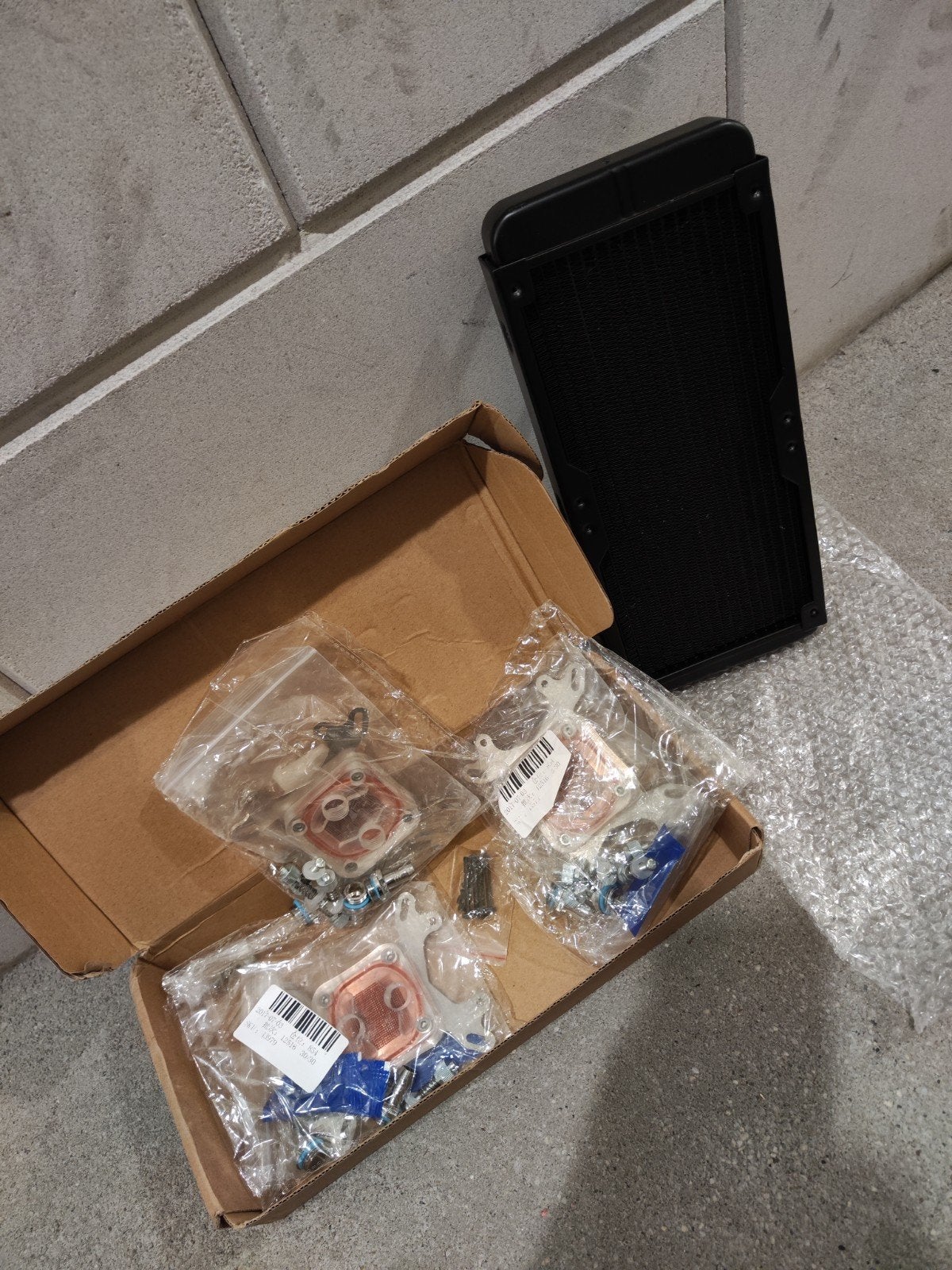 Waterkoeling set: Radiator en CPU waterblokken, Ophalen of Verzenden, Nieuw, Waterkoeling