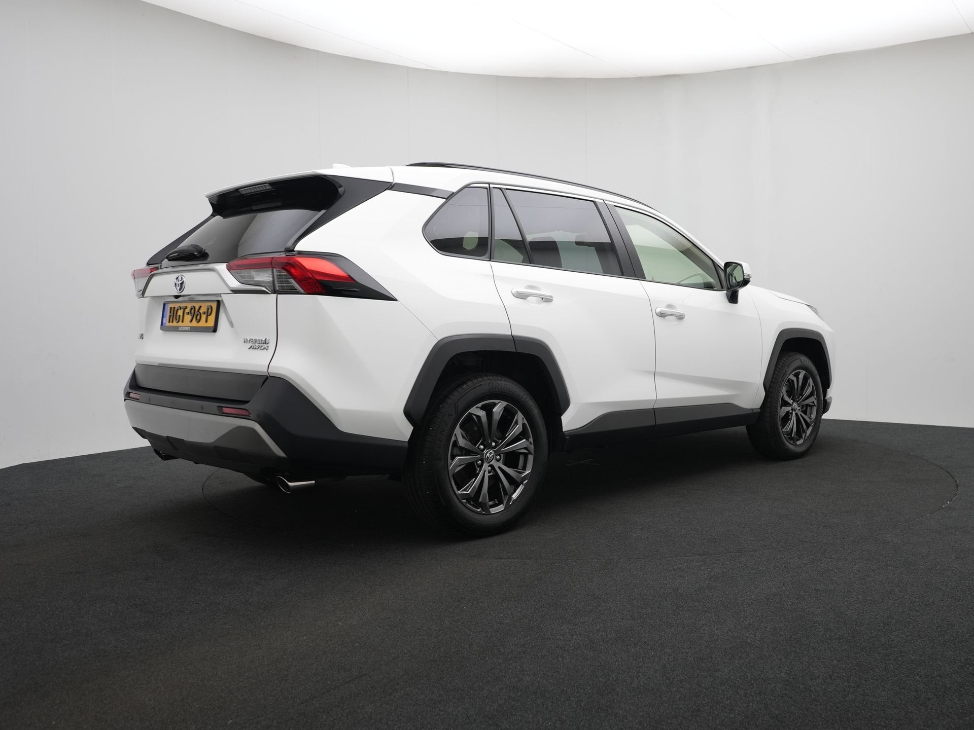 Toyota RAV4 2.5 Hybrid AWD Executive | Bearlock | Zwart lede, Automaat, 12 maanden, Gebruikt, 4 cilinders