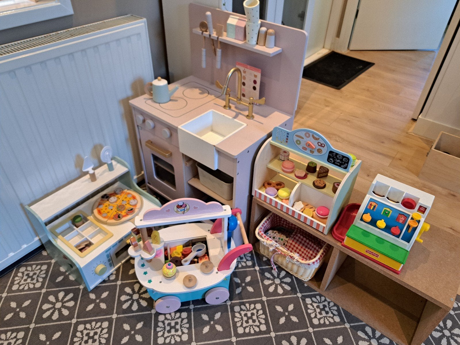 Grote set kinder speelkeuken met extra's, Ophalen, Gebruikt