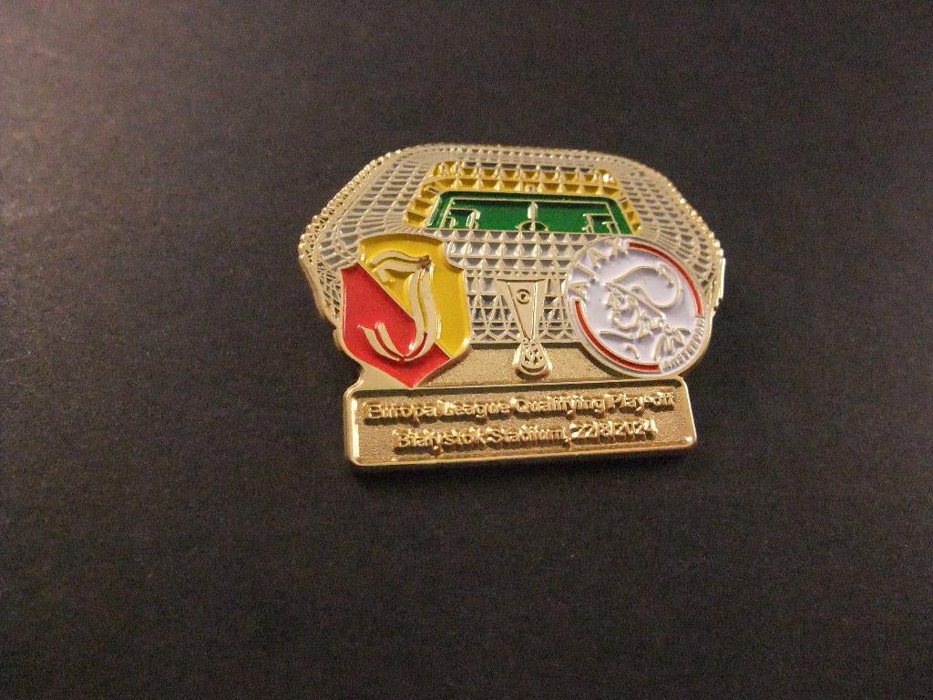 Jagiellonia Białystok-Ajax,kwalificatie play-offs, pin, Verzamelen, Speldjes, Pins en Buttons, Ophalen of Verzenden, Gebruikt