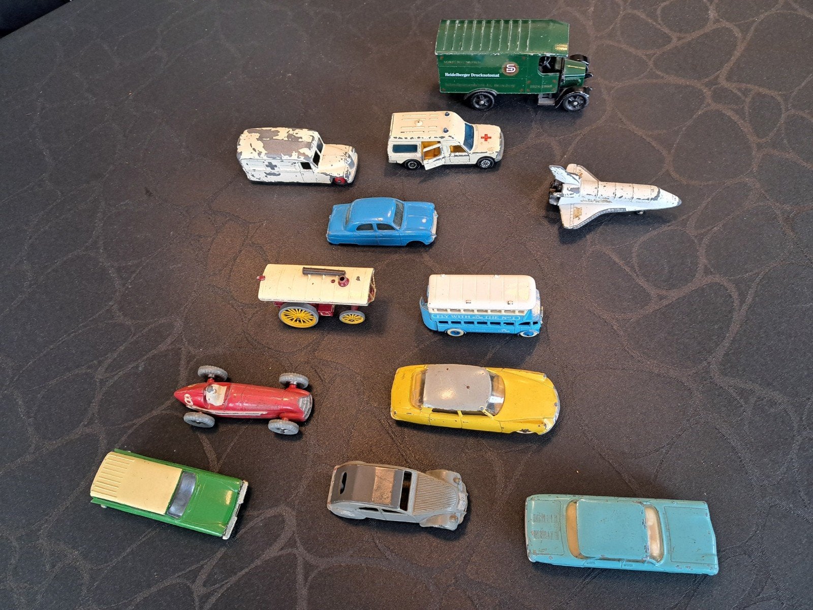 Verzameling Dinky Toys en andere vintage speelgoedauto's, Ophalen of Verzenden, Gebruikt, 1:32 tot 1:50, Auto
