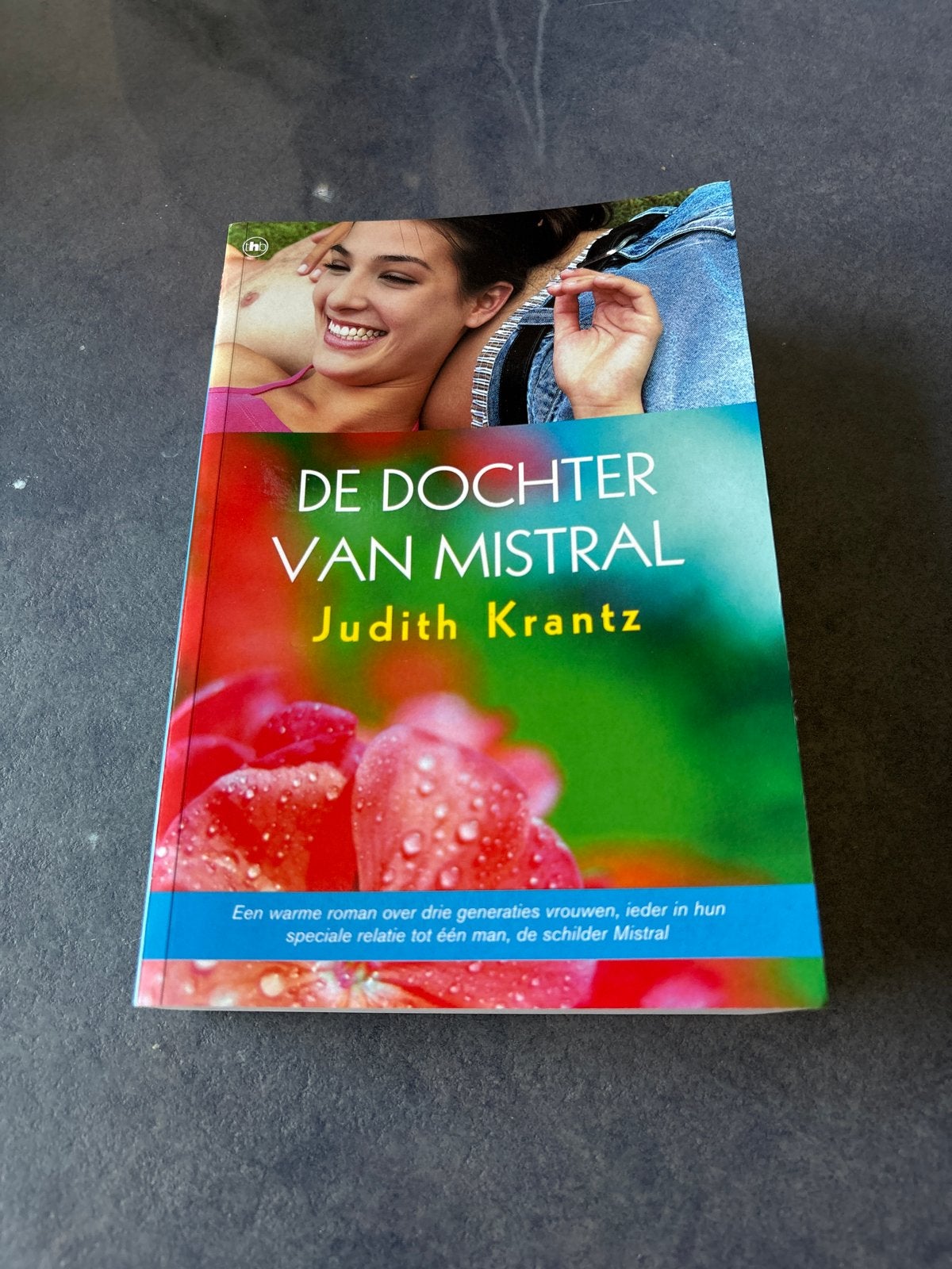 De Dochter van Mistral - Judith Krantz (Roman), Ophalen of Verzenden, Zo goed als nieuw, Nederland